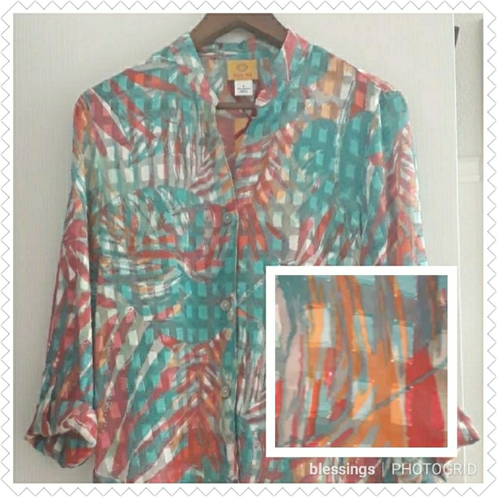 Ruby Rd. 3/4 Sleeve Button Down top